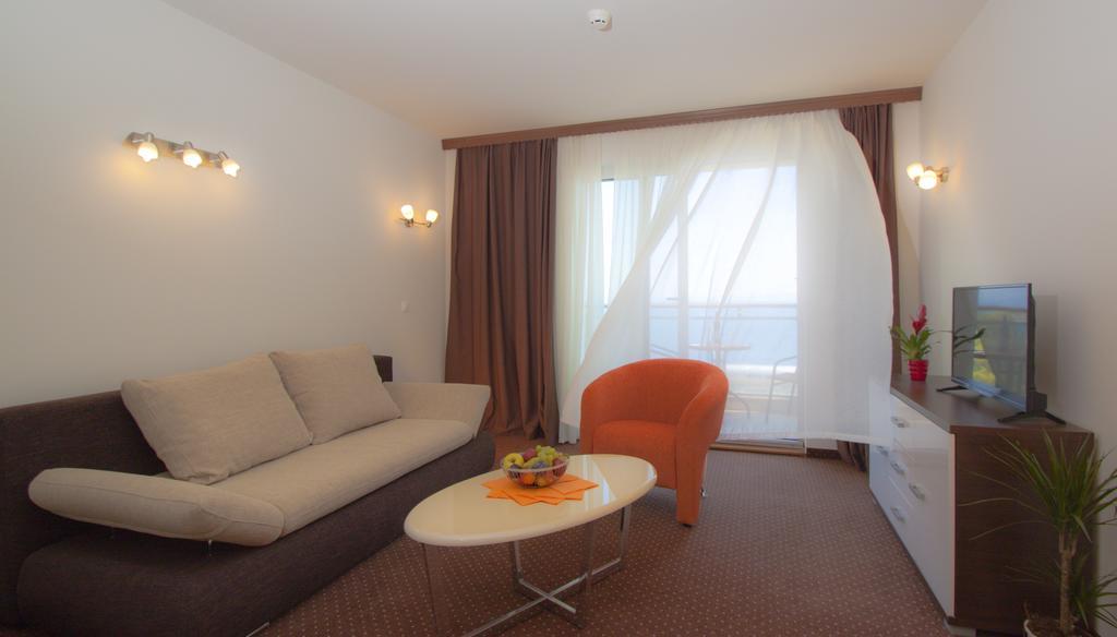 Villa Junona Baska Voda Luaran gambar